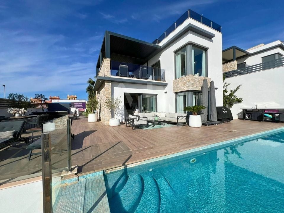 5 bedroom Villa in Finestrat - CPP100015 - Photo - 1