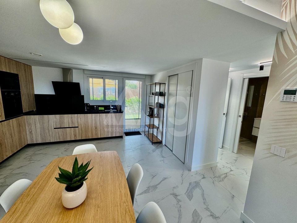 2 bedroom Apartment in Torrevieja - CT100313 - Photo - 6