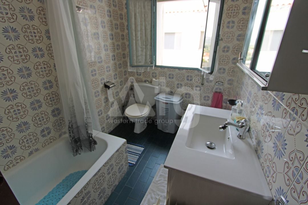 3 Schlafzimmer Appartement in Orba - PGP100807 - Foto - 8