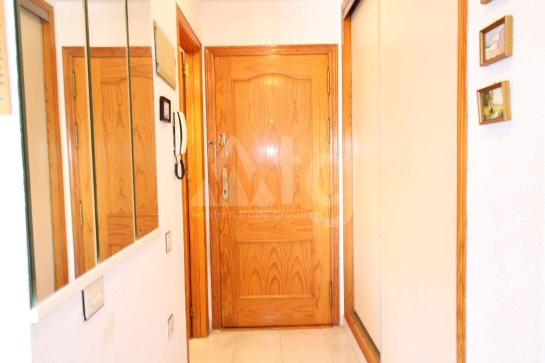 1 Schlafzimmer Appartement in Torrevieja - VEC101683 - Foto - 9