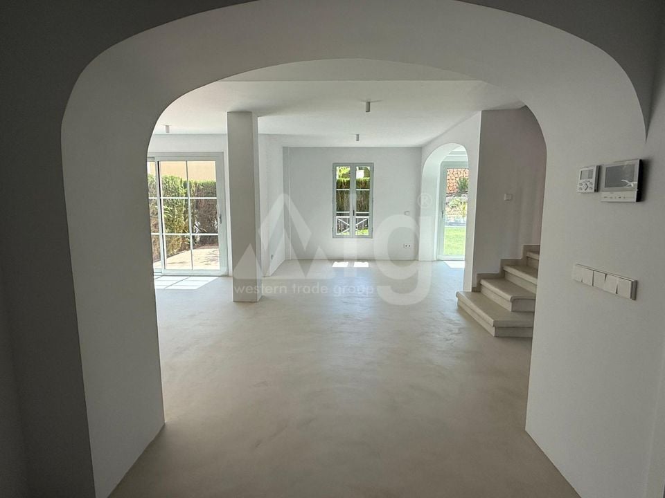 5 bedroom Villa in Finestrat - GMP142103 - Photo - 2