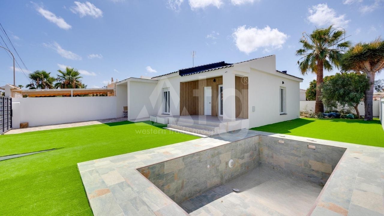 4 bedroom Villa in Torrevieja - SHL101737 - Photo - 1