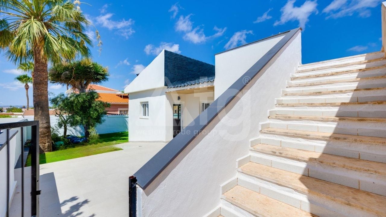 4 bedroom Villa in Torrevieja - SHL101737 - Photo - 26