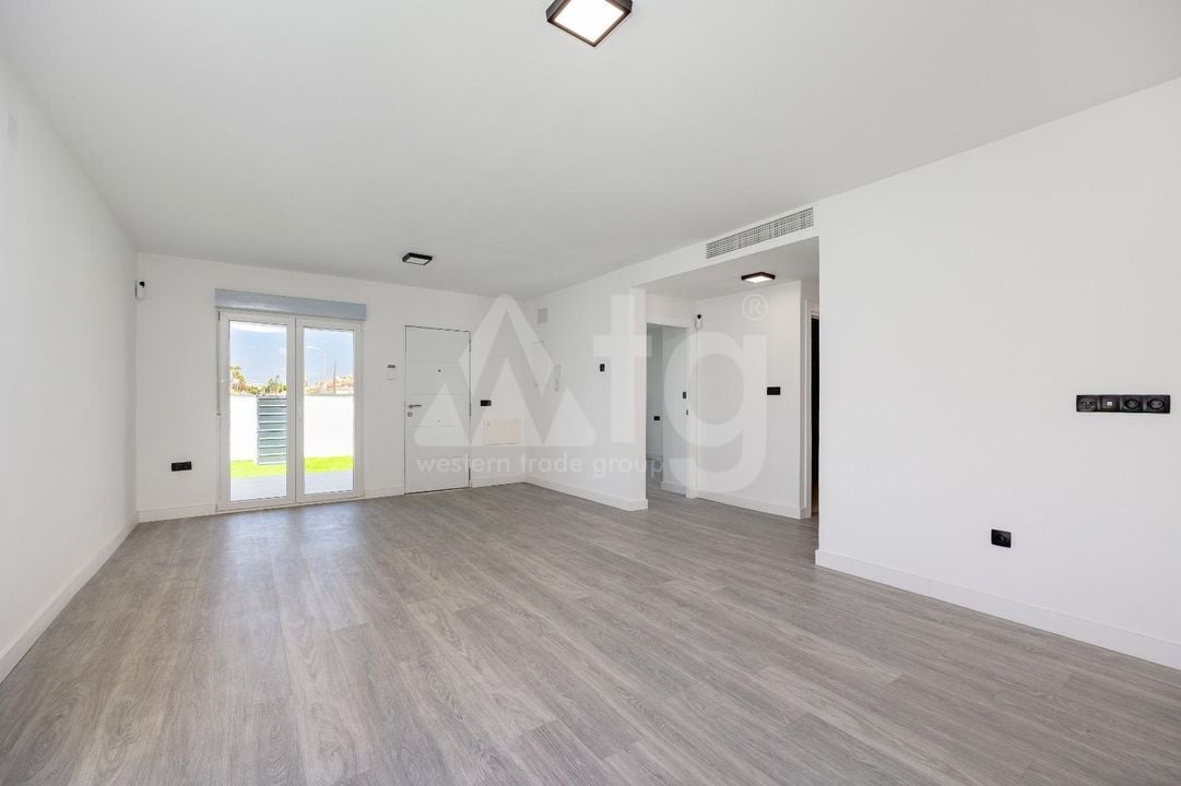 4 bedroom Villa in Torrevieja - SHL101737 - Photo - 10