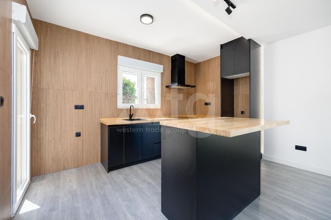 4 bedroom Villa in Torrevieja - SHL101737 - Photo - 7