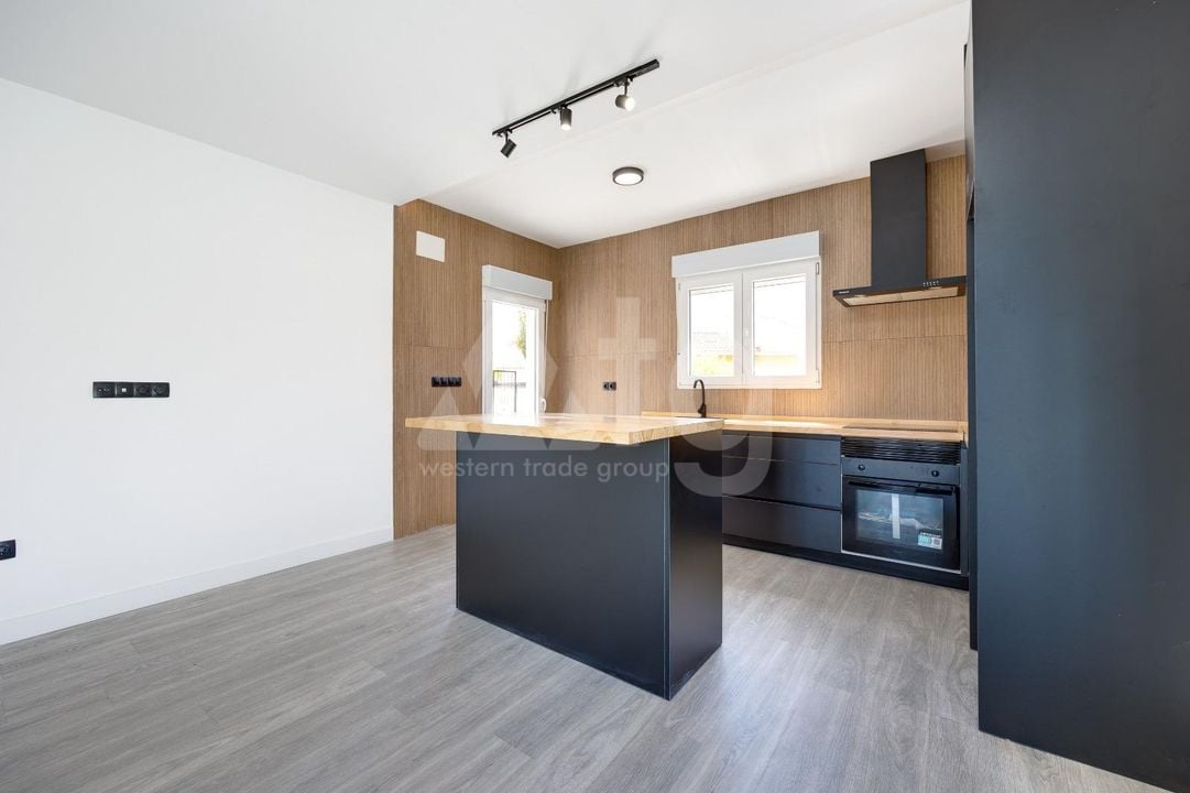 4 bedroom Villa in Torrevieja - SHL101737 - Photo - 6