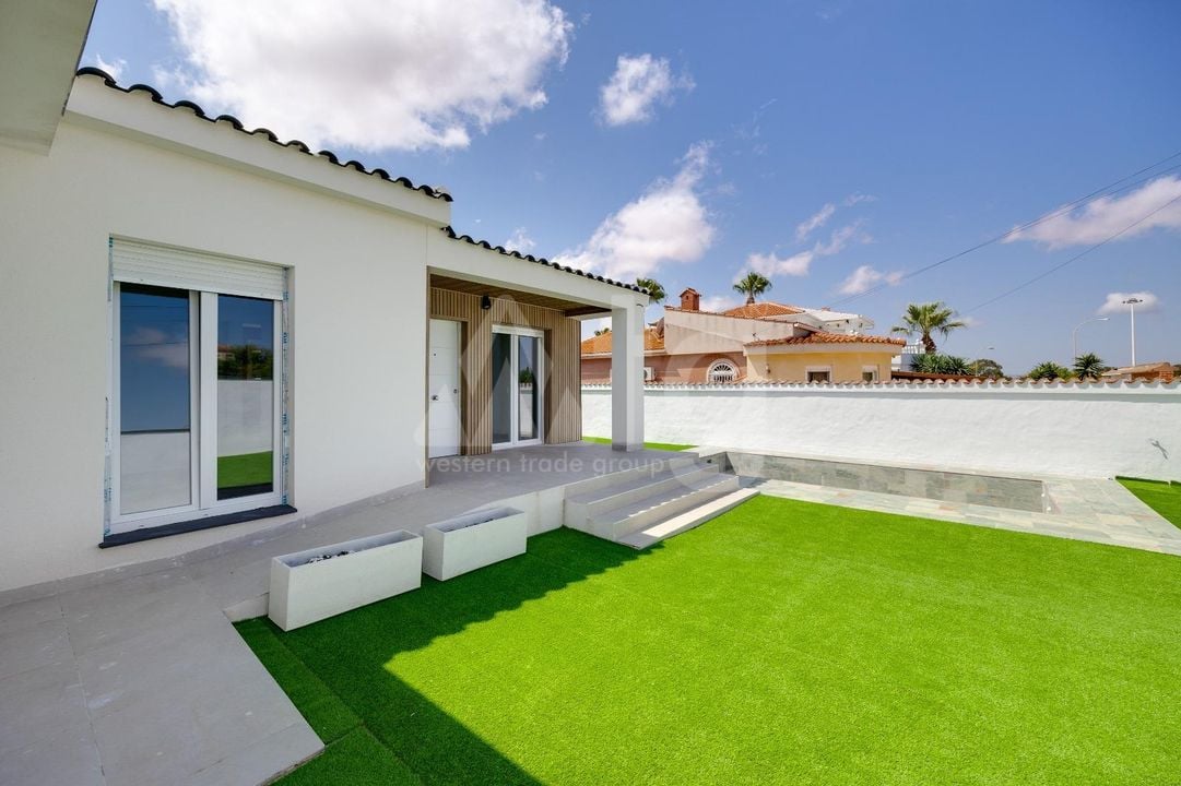 4 bedroom Villa in Torrevieja - SHL101737 - Photo - 28