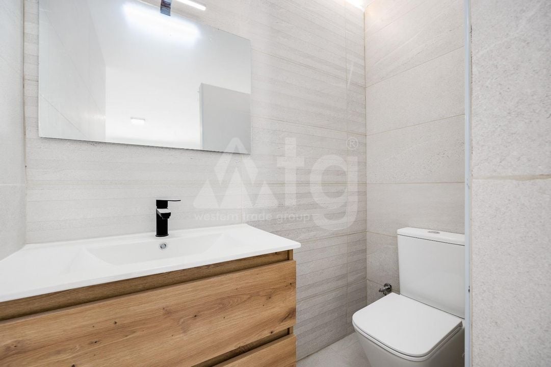 4 bedroom Villa in Torrevieja - SHL101737 - Photo - 23