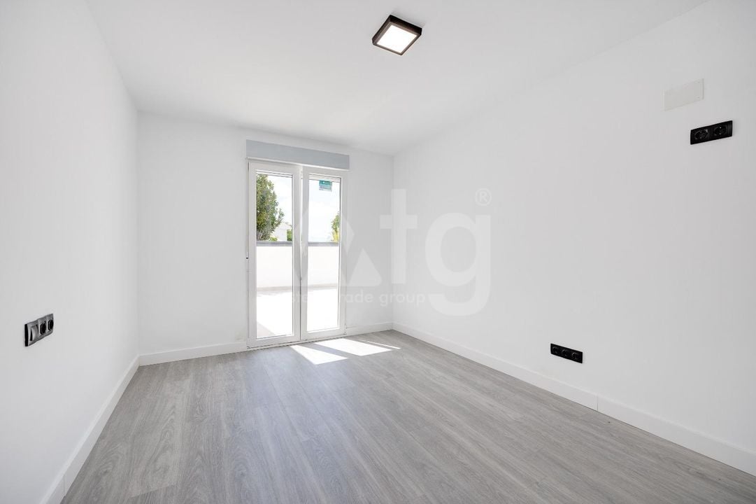 4 bedroom Villa in Torrevieja - SHL101737 - Photo - 17
