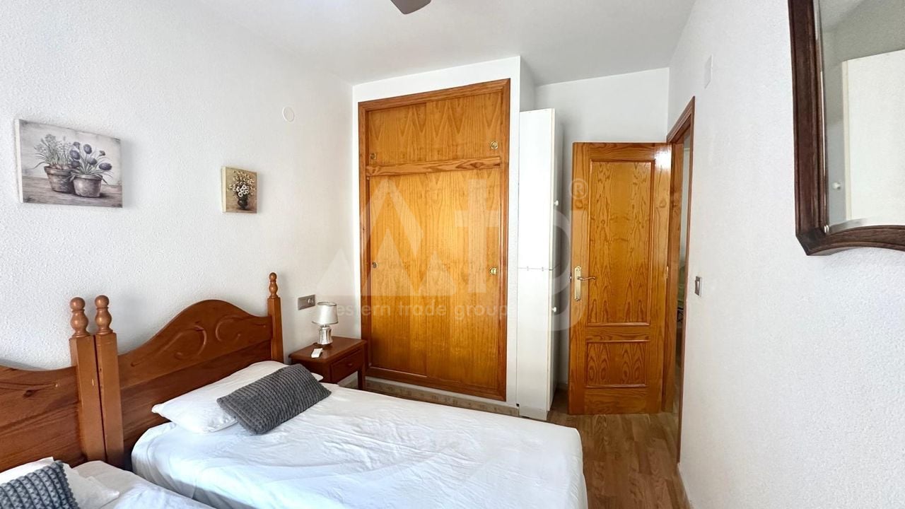 2 bedroom Apartment in Torrevieja - CT101988 - Photo - 18