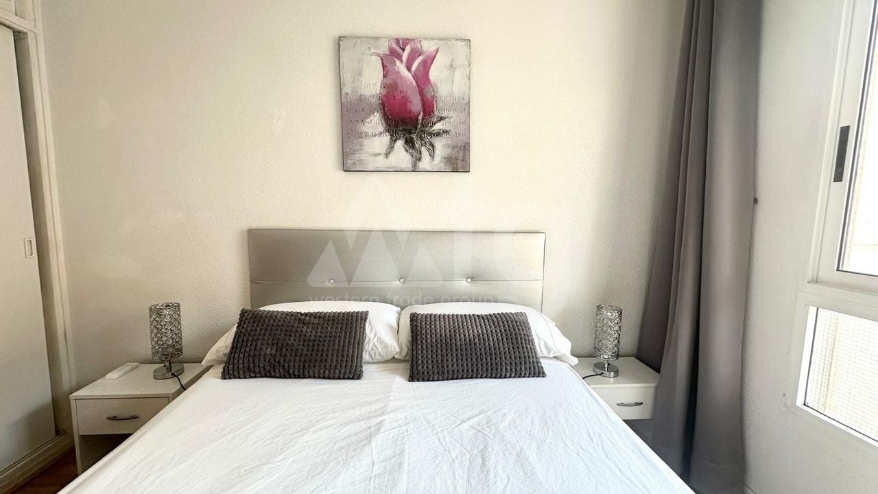 2 bedroom Apartment in Torrevieja - CT101988 - Photo - 13