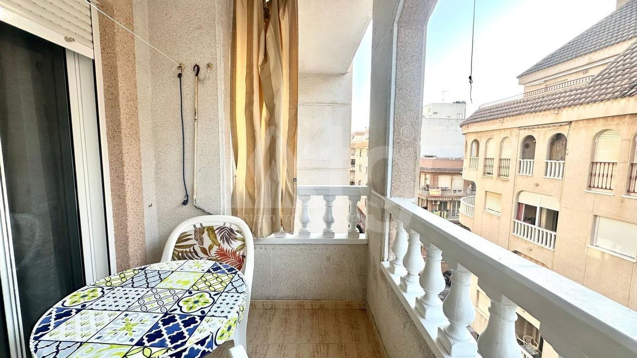 2 bedroom Apartment in Torrevieja - CT101988 - Photo - 24