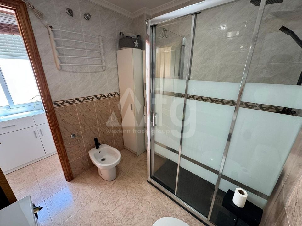 Penthouse de 2 chambres à Torrevieja - VEC102807 - Photo - 13