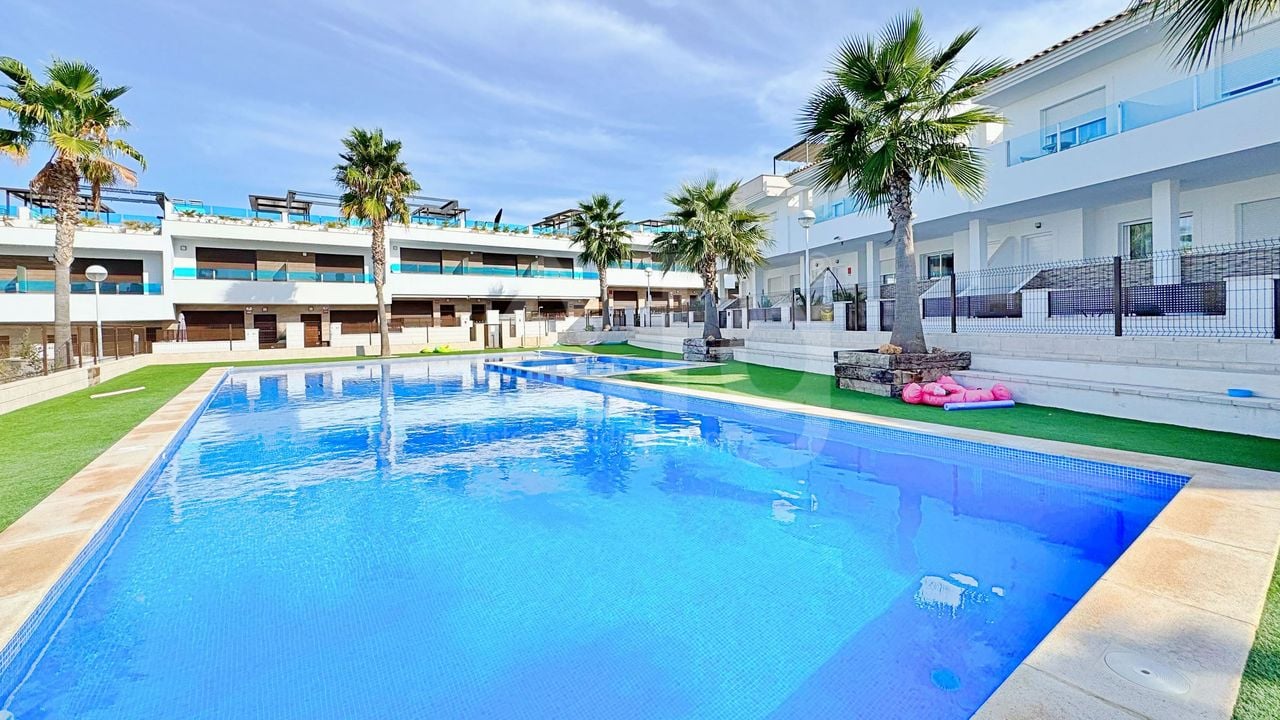 3 bedroom Townhouse in Torrevieja - B102808 - Photo - 1