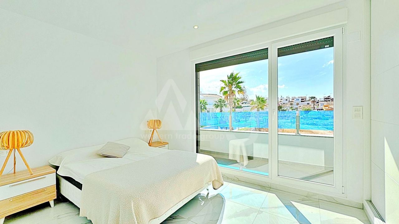 3 bedroom Townhouse in Torrevieja - B102808 - Photo - 15