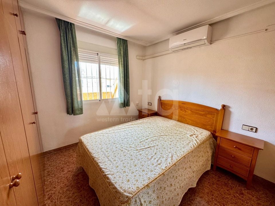 2 bedroom Penthouse in Torrevieja - CRR103095 - Photo - 10