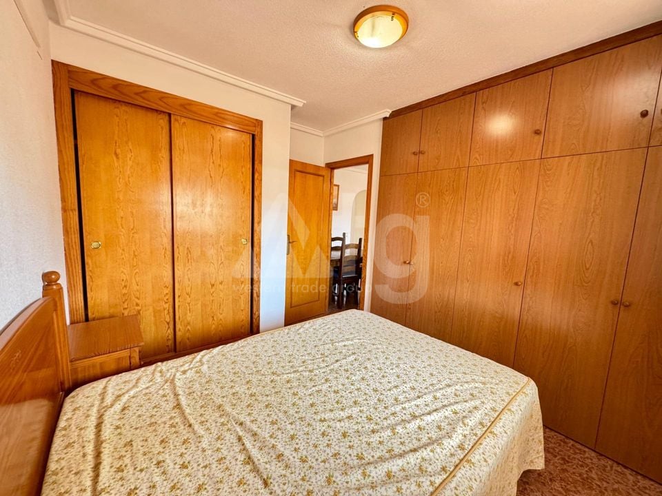 2 bedroom Penthouse in Torrevieja - CRR103095 - Photo - 12