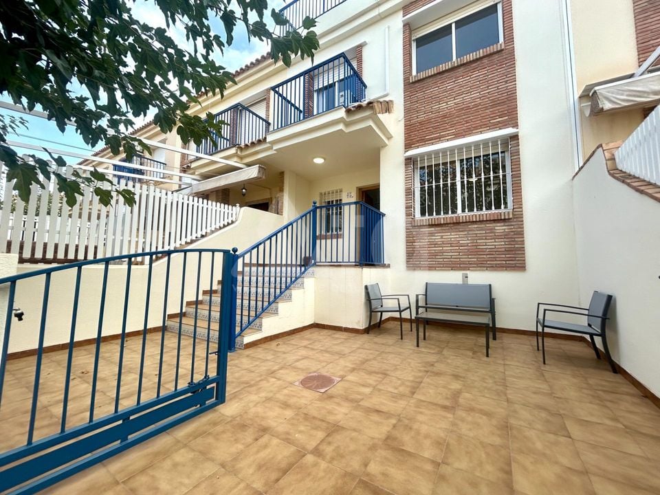 3 bedroom Villa in Orihuela Costa - URE103101 - Photo - 1
