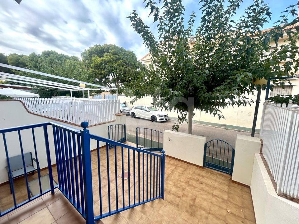 3 bedroom Villa in Orihuela Costa - URE103101 - Photo - 4