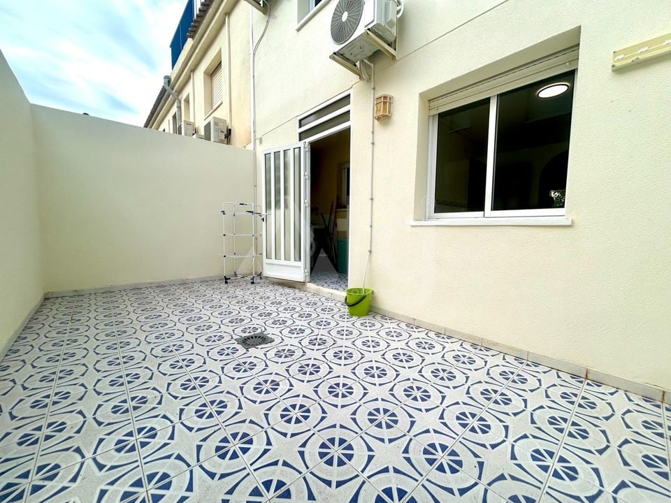 3 bedroom Villa in Orihuela Costa - URE103101 - Photo - 19