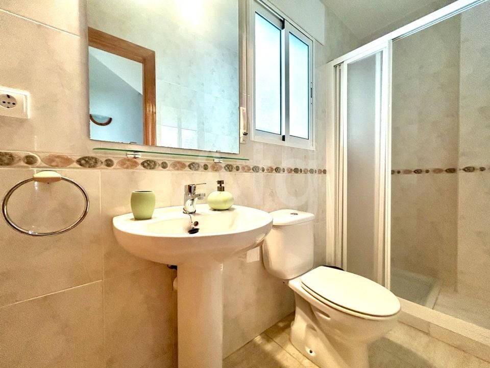 3 bedroom Villa in Orihuela Costa - URE103101 - Photo - 18