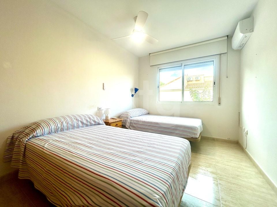 3 bedroom Villa in Orihuela Costa - URE103101 - Photo - 13