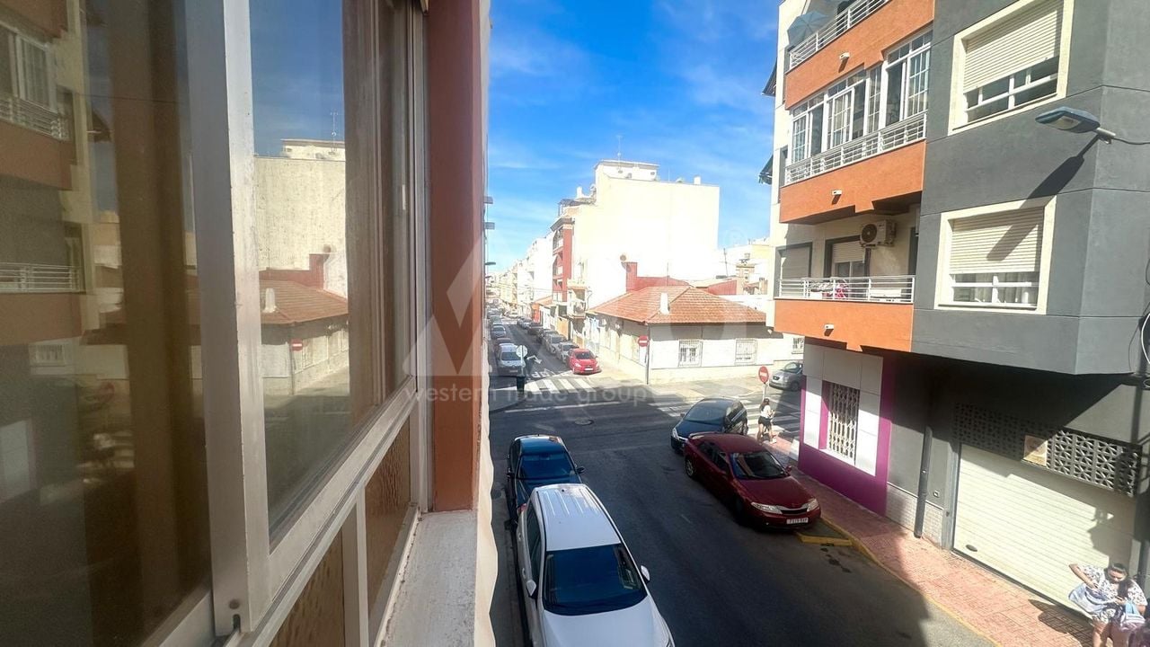 Appartement de 3 chambres à Torrevieja - CT103137 - Photo - 1