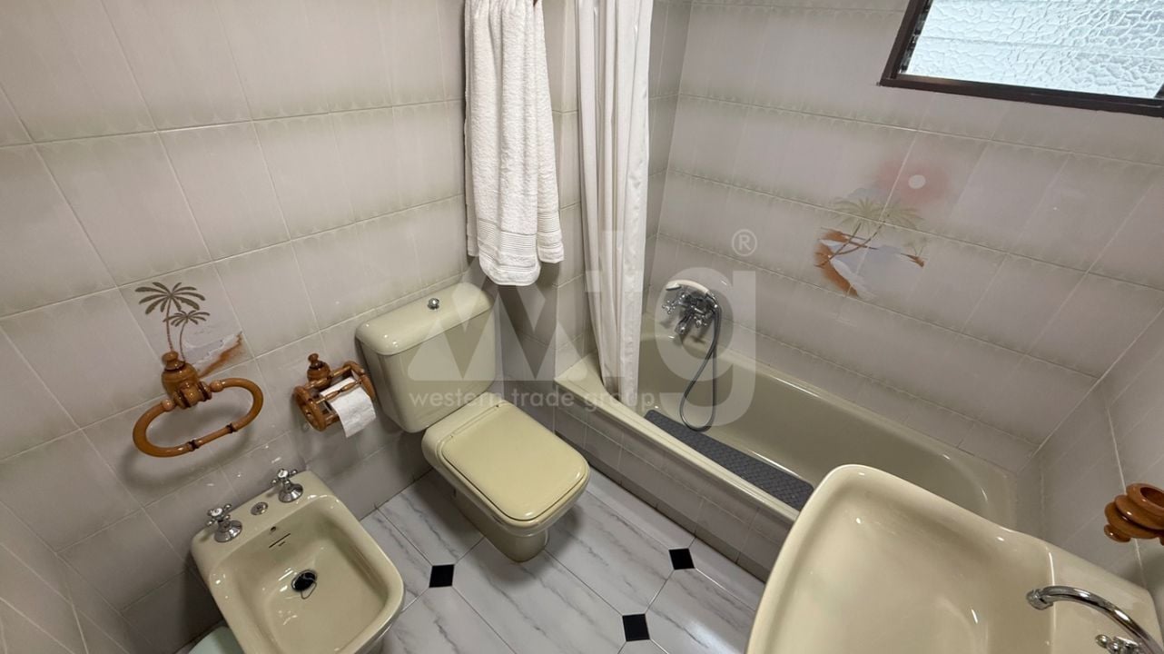 3 bedroom Apartment in Torrevieja - RCJ147367 - Photo - 19