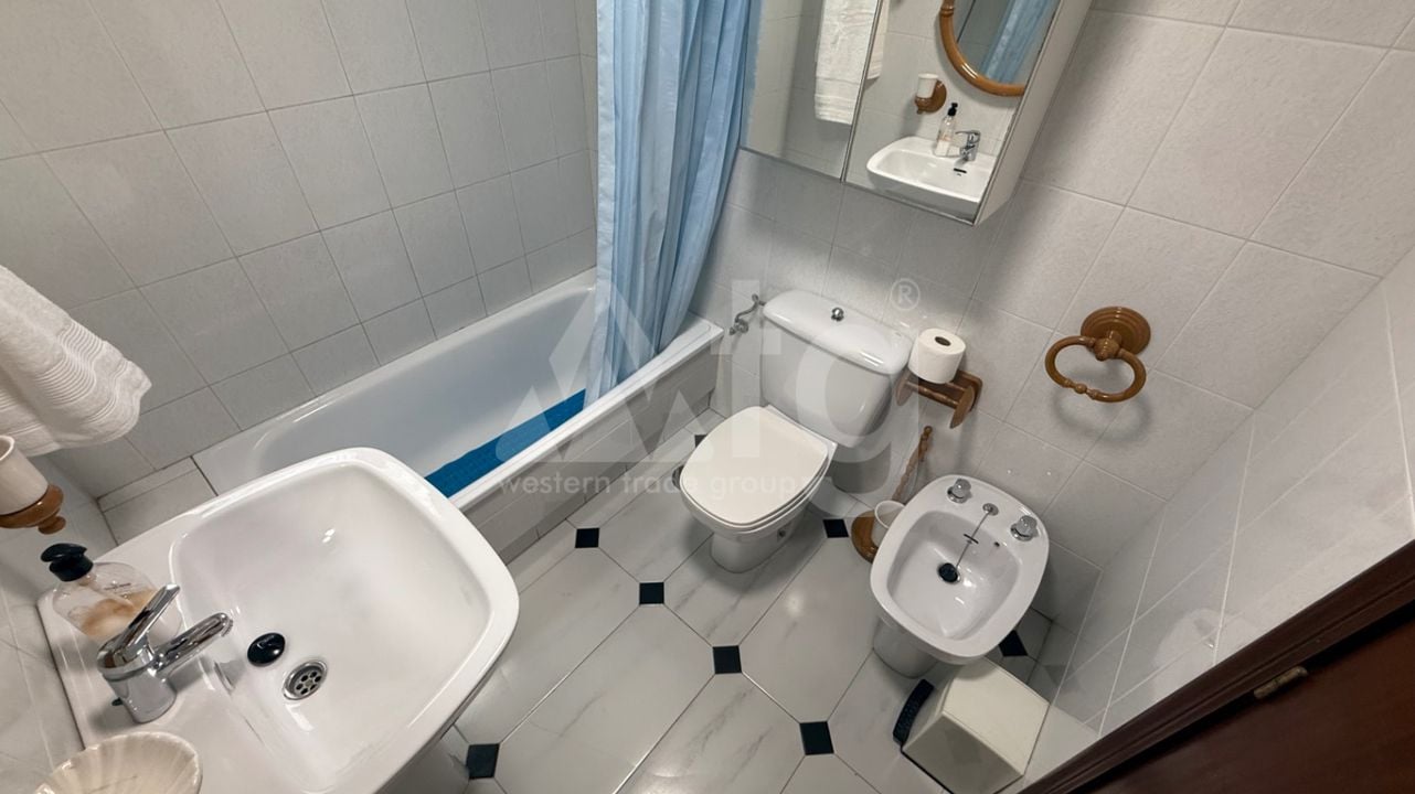 3 bedroom Apartment in Torrevieja - RCJ147367 - Photo - 21