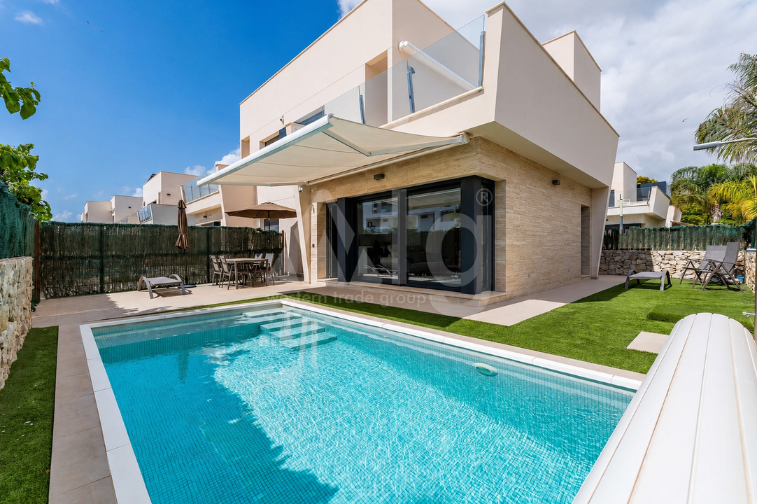 Villa   v Pilar de la Horadada, 3 ložnice - QE145468 - Foto - 1