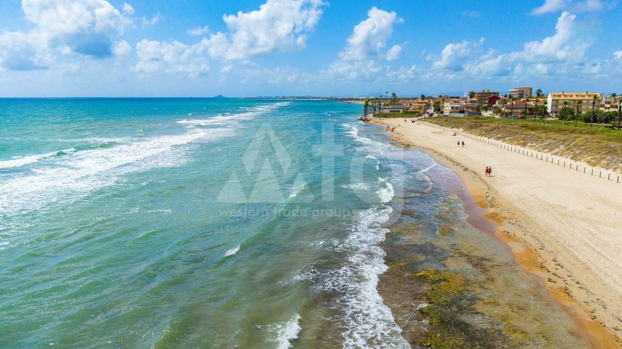 Villa   v Pilar de la Horadada, 3 ložnice - QE145468 - Foto - 23