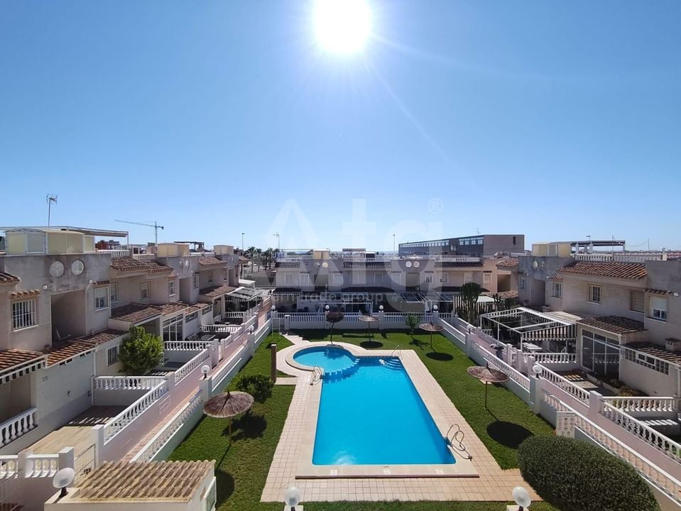 2 bedroom Bungalow in Torrevieja - VEC104753 - Photo - 1