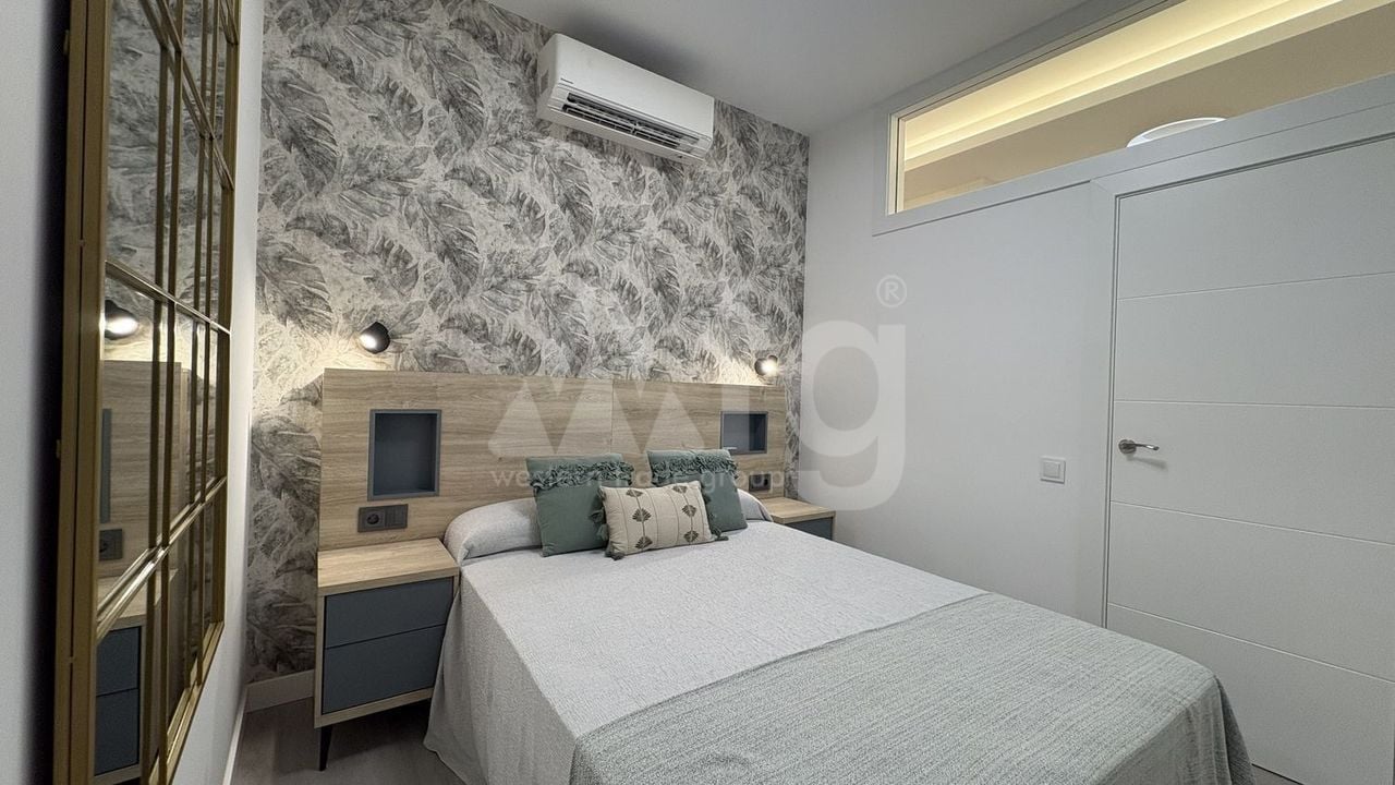 2 bedroom Apartment in Torrevieja - SN146245 - Photo - 14