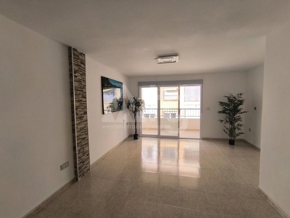 3 bedroom Apartment in Torrevieja - SHL105114 - Photo - 2