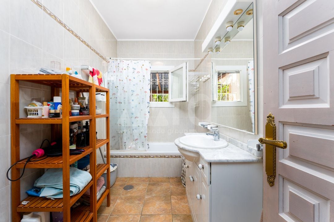 5 bedroom Villa in Alfaz del Pi - CGN105752 - Photo - 14