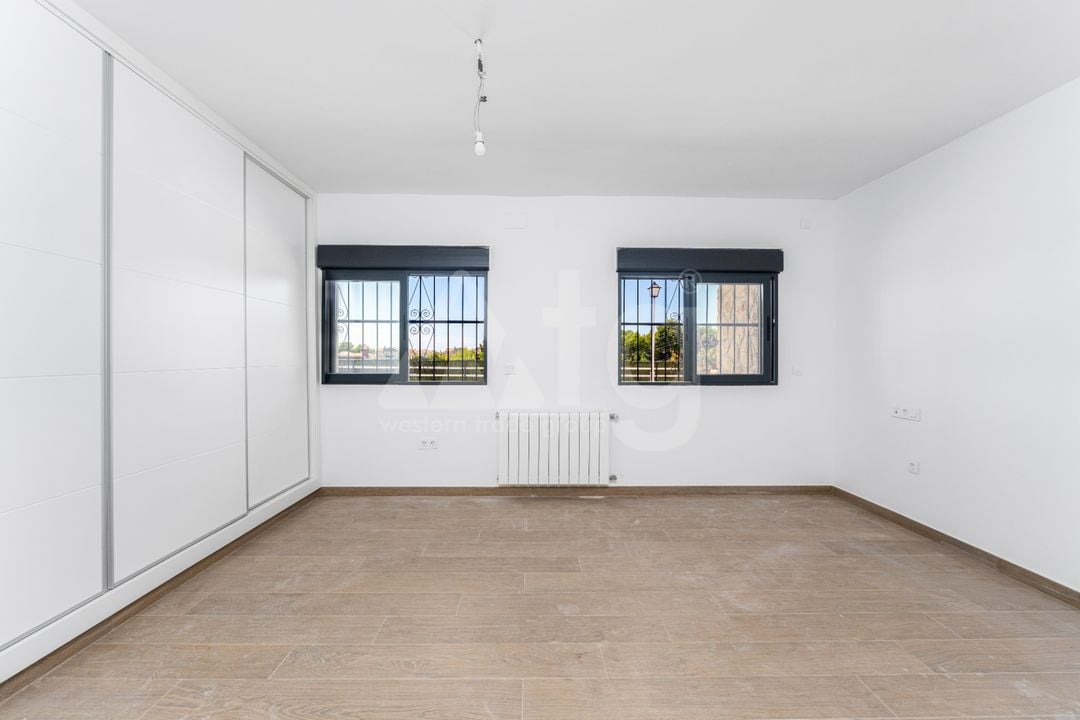 4 bedroom Villa in La Nucia - CGN105754 - Photo - 8