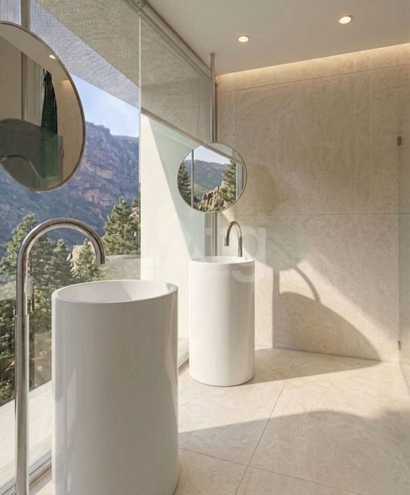 4 bedroom Villa in Cumbre del Sol - INV147658 - Photo - 9