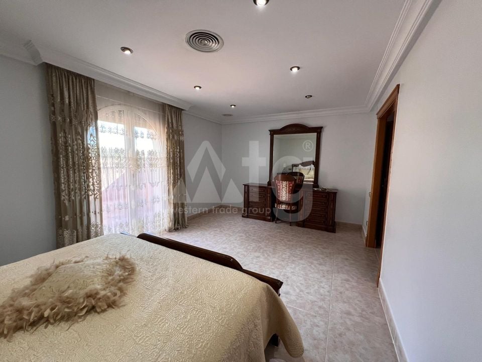 7 bedroom Villa in Callosa De Segura - SHL106076 - Photo - 8