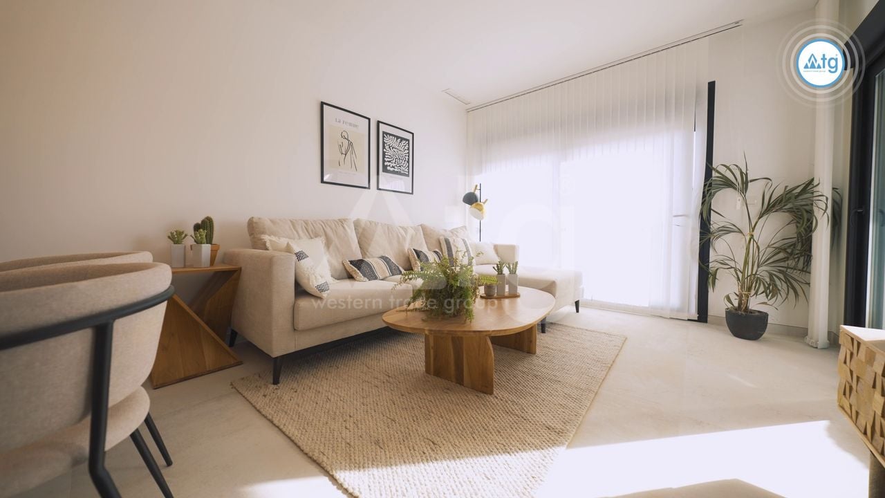 2 bedroom Penthouse in Torrevieja - RUG147839 - Photo - 2