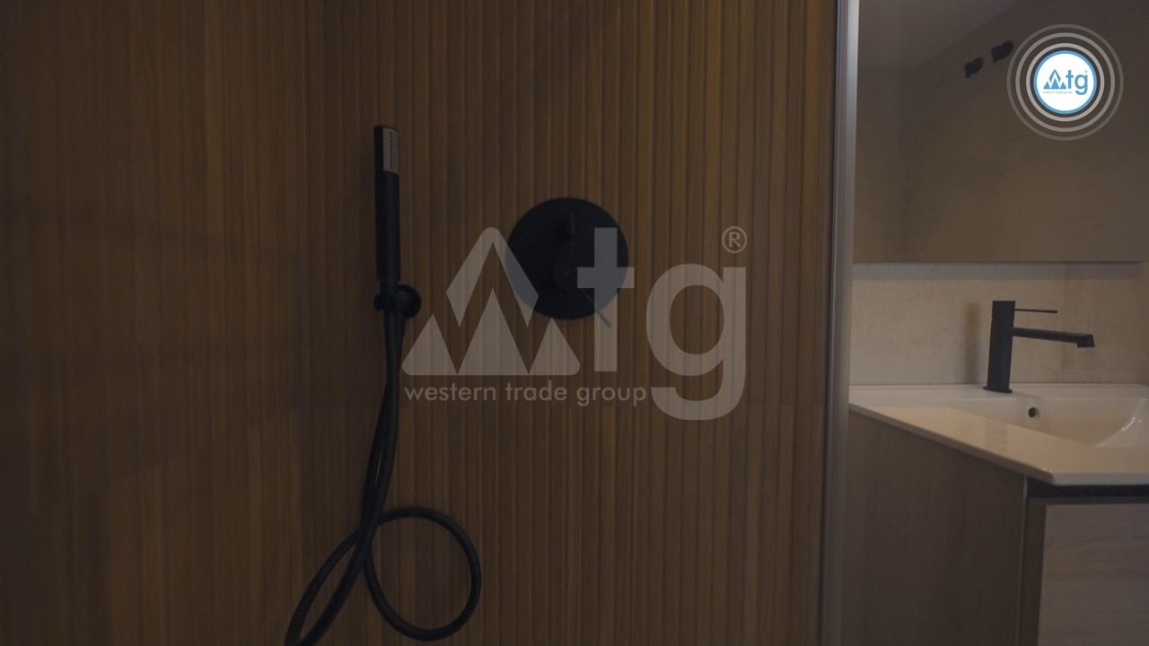 2 bedroom Penthouse in Torrevieja - RUG147839 - Photo - 23