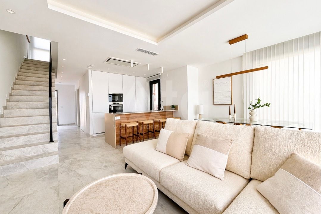 3 bedroom Villa in Torrevieja - RUG147973 - Photo - 3