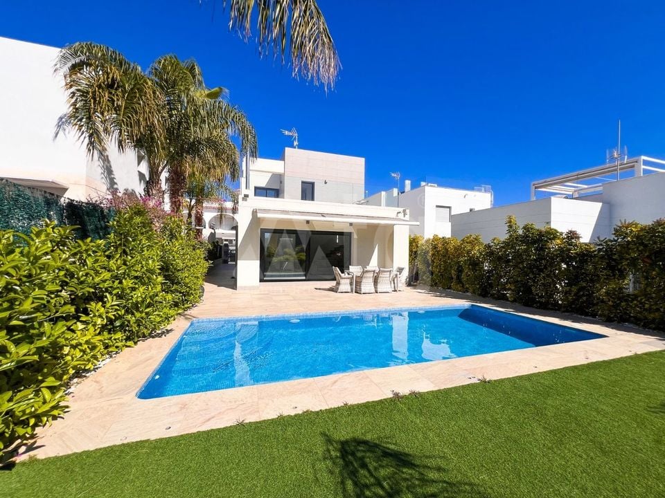 3 bedroom Villa in Ciudad Quesada - TWTG147980 - Photo - 2