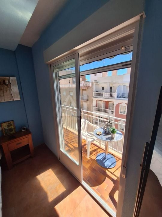 4 bedroom Apartment in Torrevieja - SHL106450 - Photo - 8