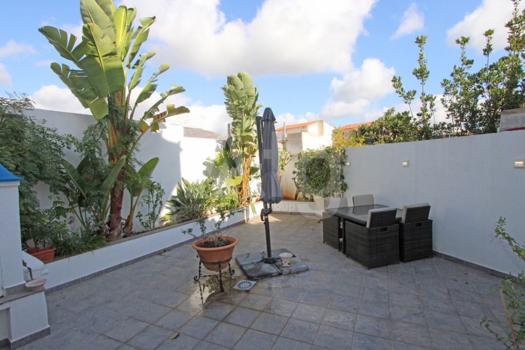 3 bedroom Townhouse in Orba - PGP131688 - Photo - 2