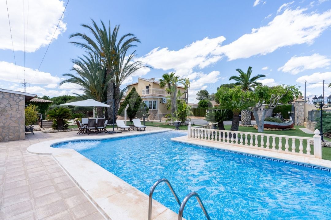 Villa de 5 chambres à San Vicente del Raspeig - CBE107032 - Photo - 1