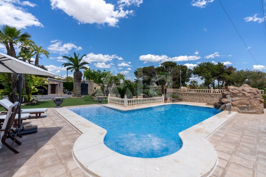Villa de 5 chambres à San Vicente del Raspeig - CBE107032 - Photo - 2