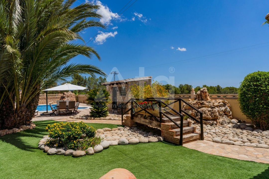 Villa de 5 chambres à San Vicente del Raspeig - CBE107032 - Photo - 45