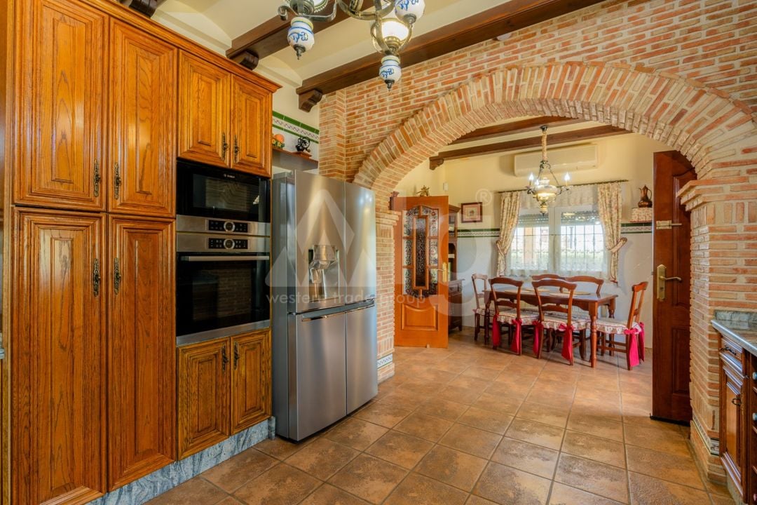 Villa de 5 chambres à San Vicente del Raspeig - CBE107032 - Photo - 14