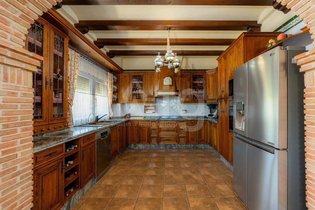 Villa de 5 chambres à San Vicente del Raspeig - CBE107032 - Photo - 12