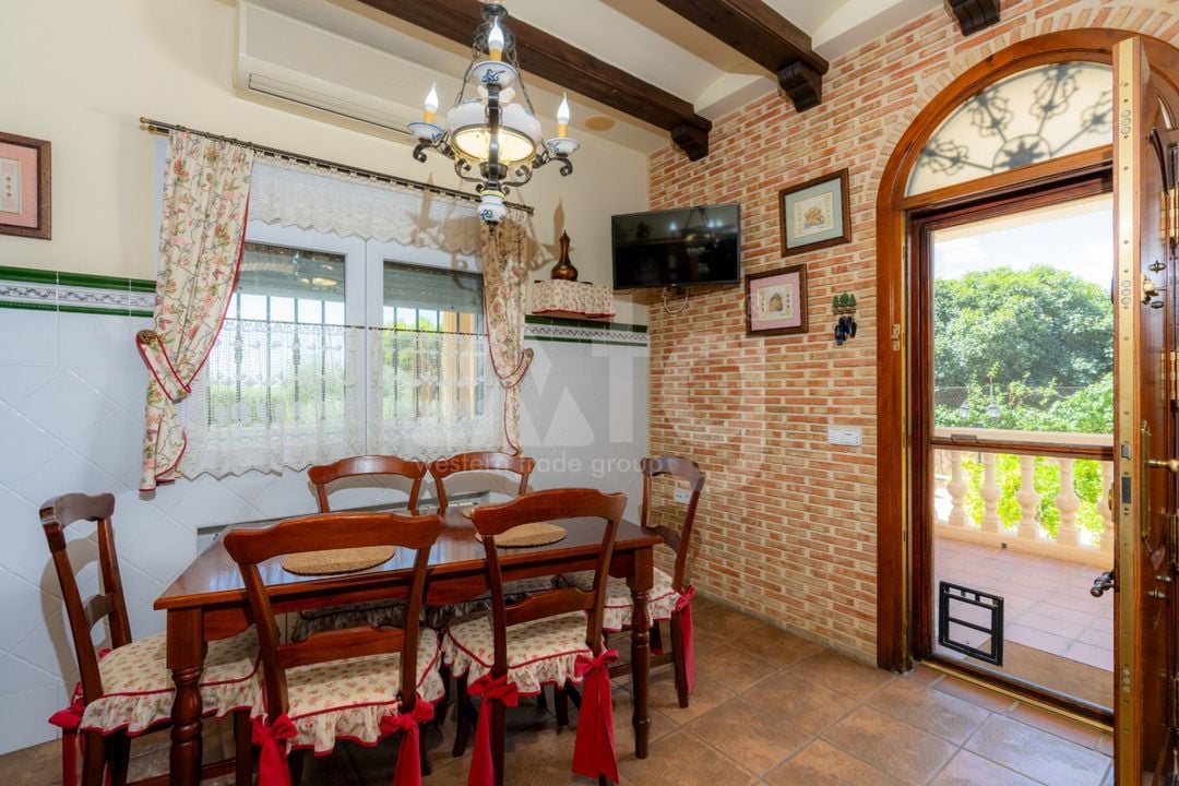 Villa de 5 chambres à San Vicente del Raspeig - CBE107032 - Photo - 15